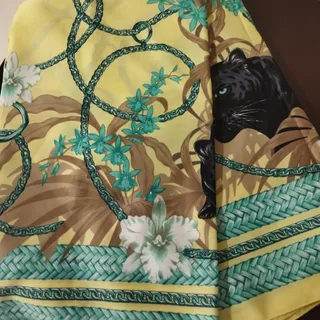 روسری ساتن