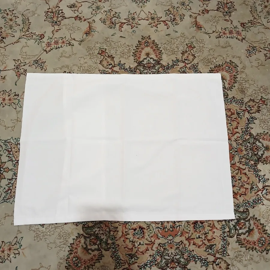 روبالشتی سفید ساده