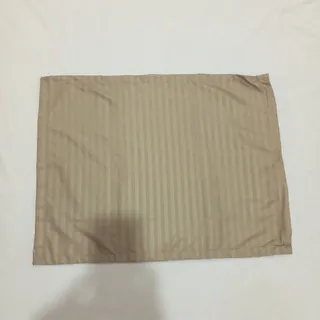 روبالشتی سبز صدری