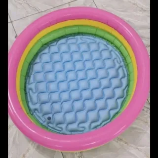 استخر بادی
