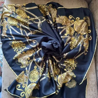 روسری ساتن