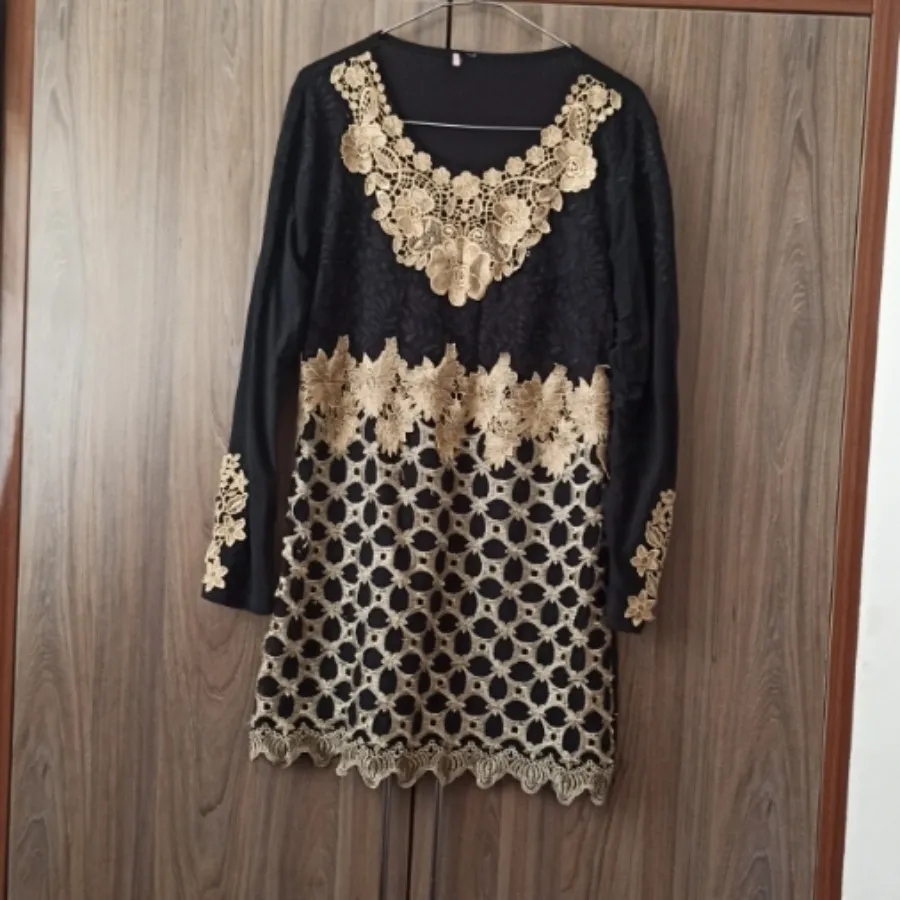 تونیک مشکی