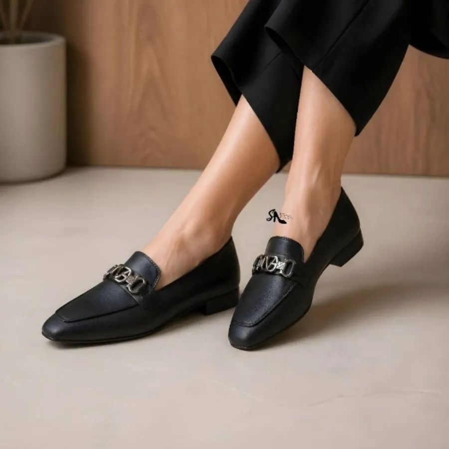 کفش کالج
