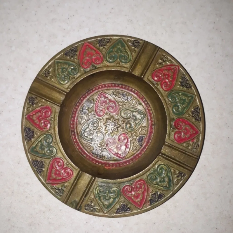 زیرسیگاری قدیمی