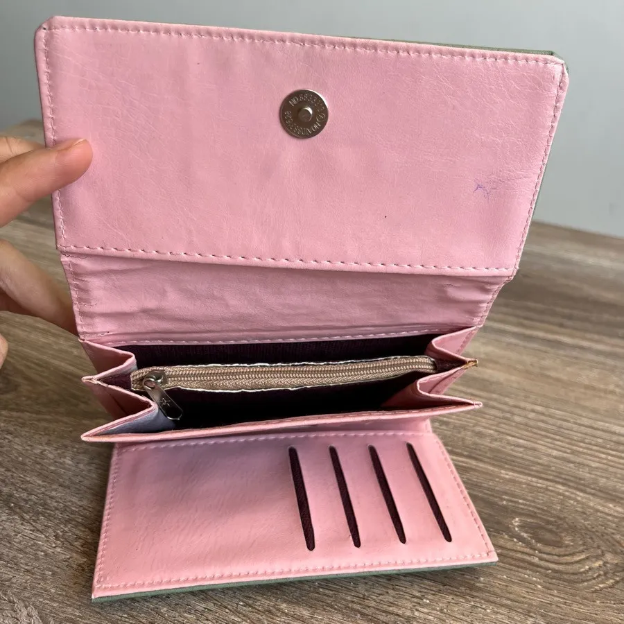 کیف پول دخترونه
