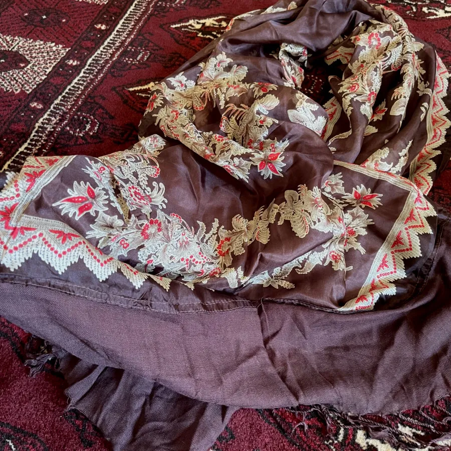 شال قهوه ای شیک