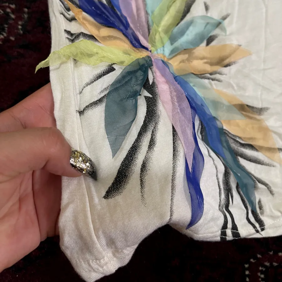 بلوز نرم و لطیف