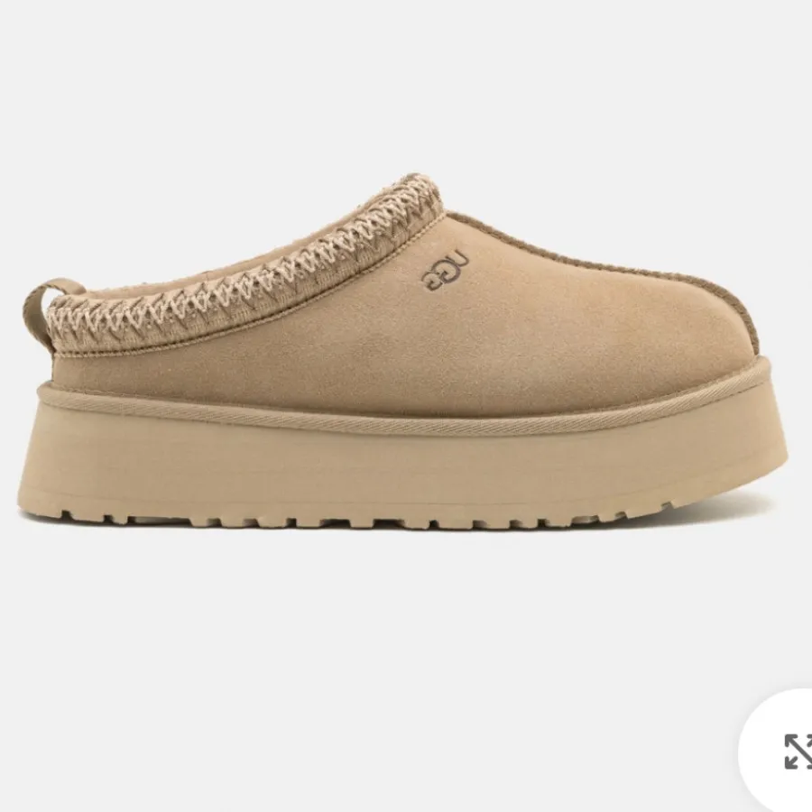 آگ ugg