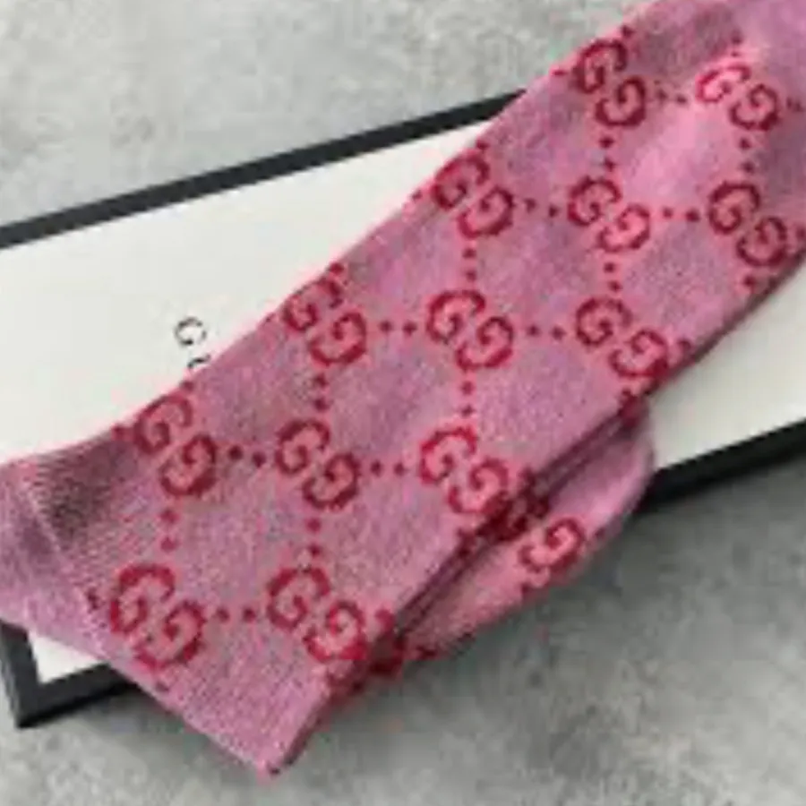 جوراب ساق بلند gucci