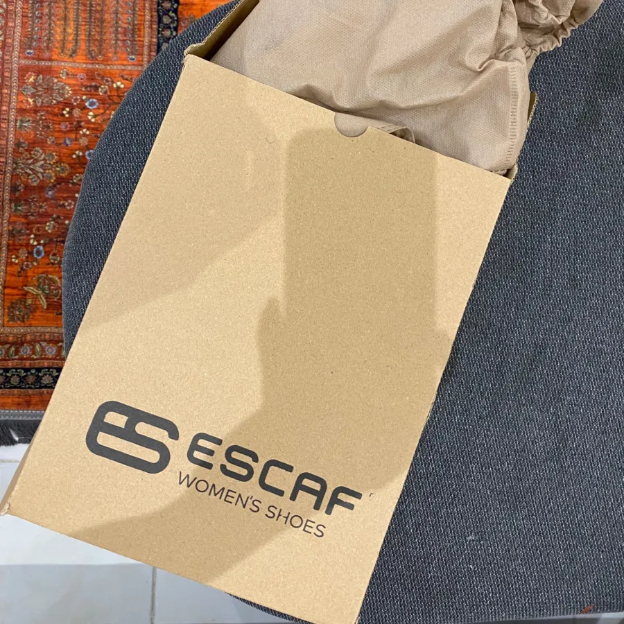 کفش طوسی ورنی اسکاف