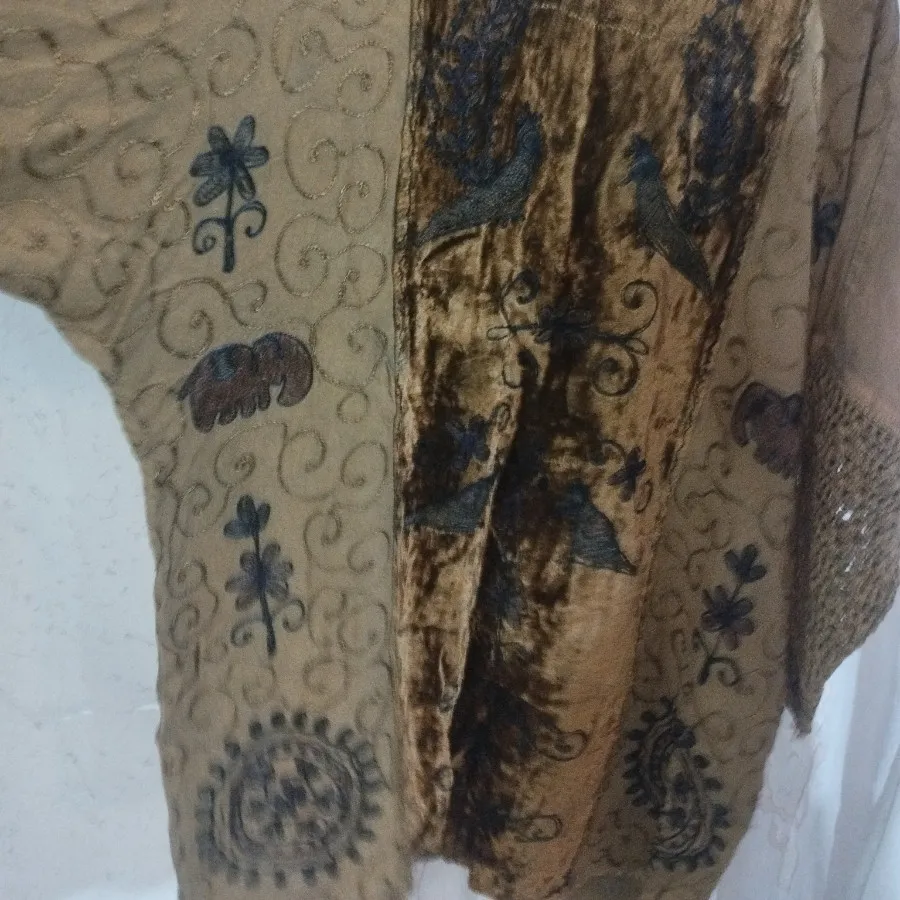 تونیک گلدوزی