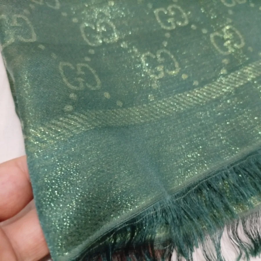 روسری ابریشم گوچی لمه دار