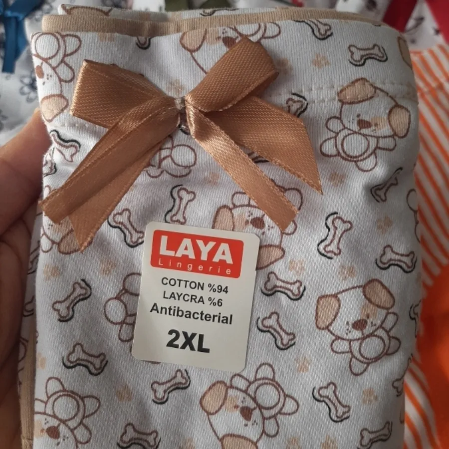 شورت نخی طرحدار
