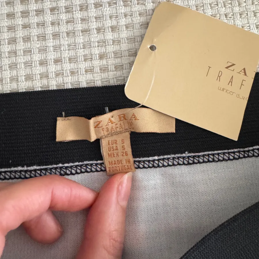 دامن اورجینال زارا zara