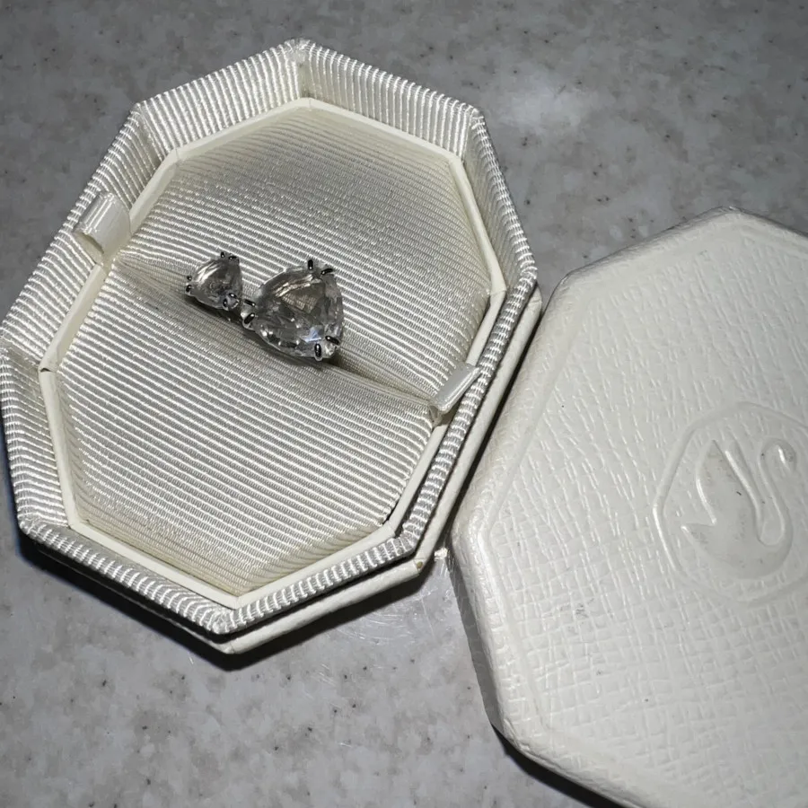 انگشتر Swarovski