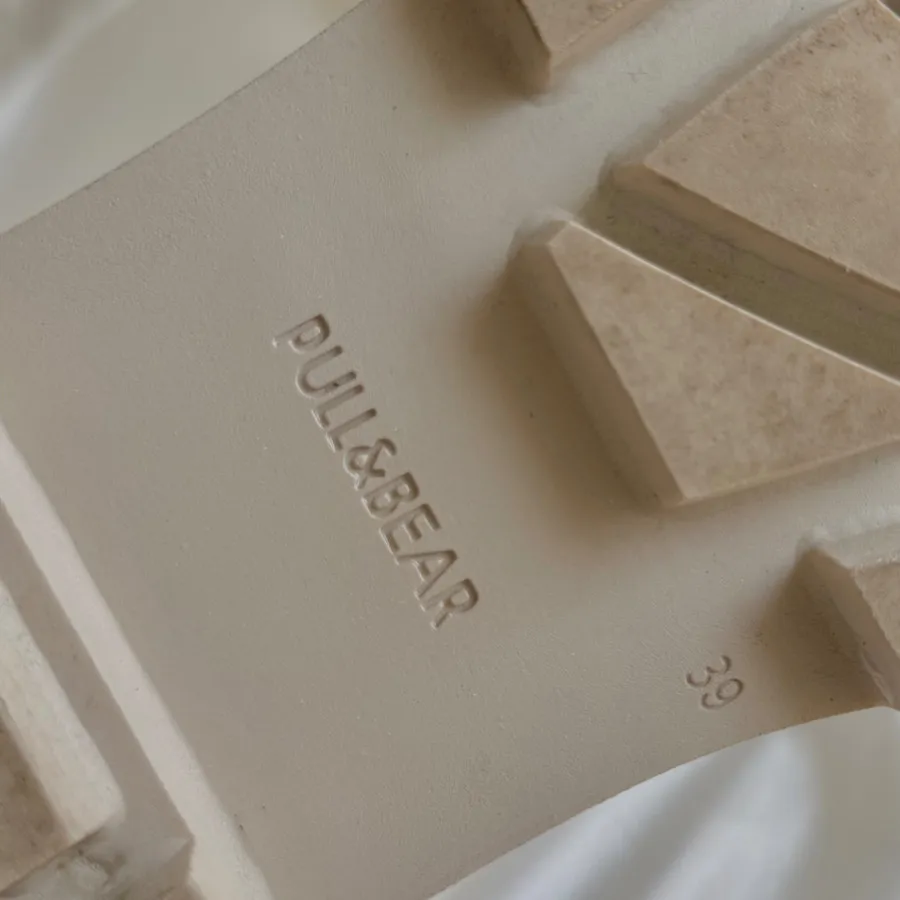 نیم بوت pull & bear