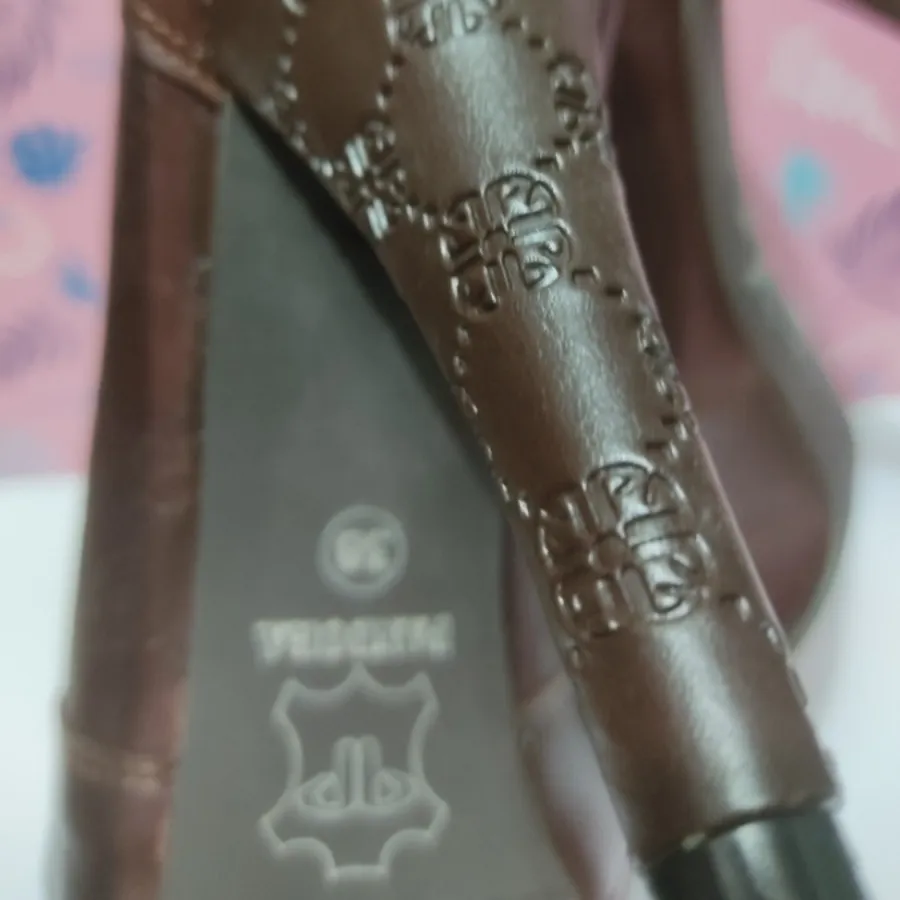 کفش چرم طبیعی