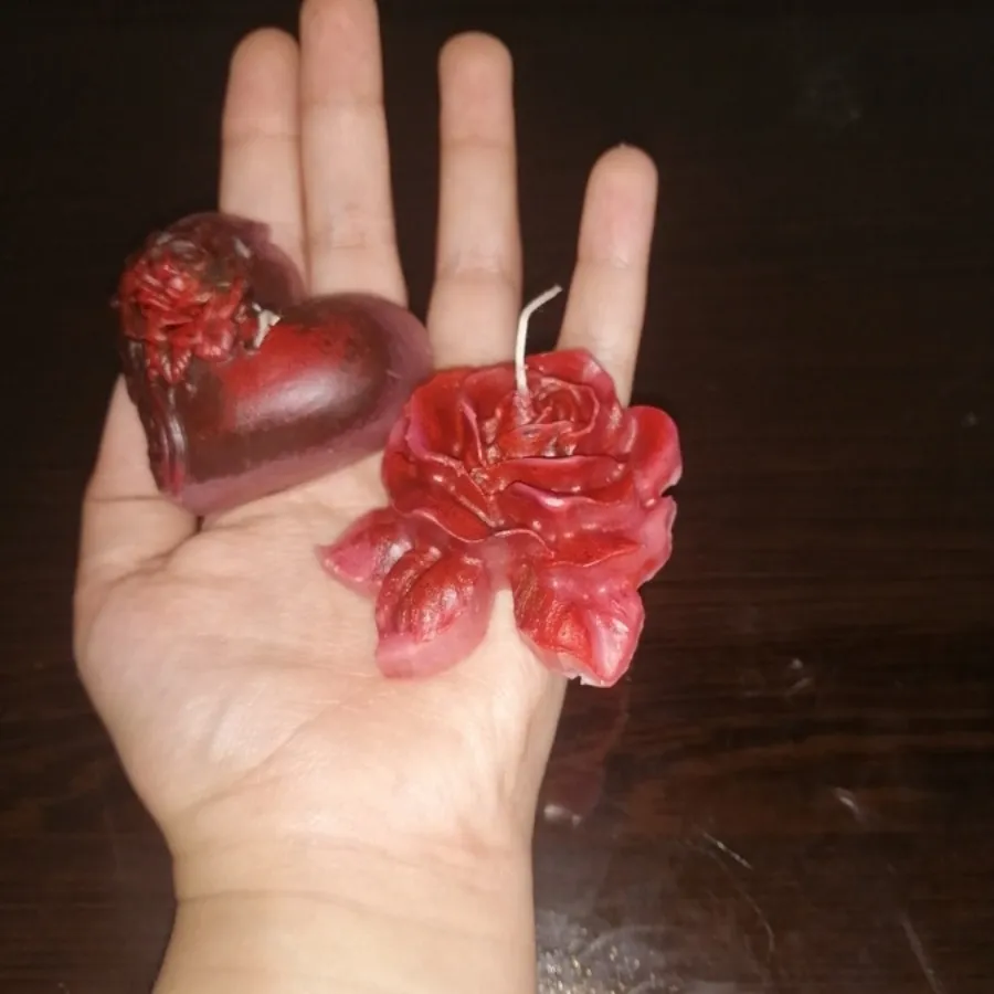 شمع مدل گل و قلب
