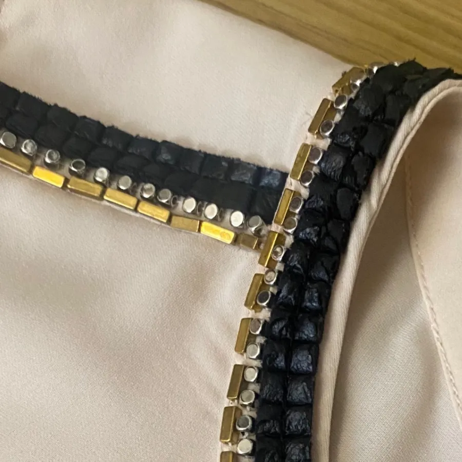 تاپ مجلسی از اچ اندام