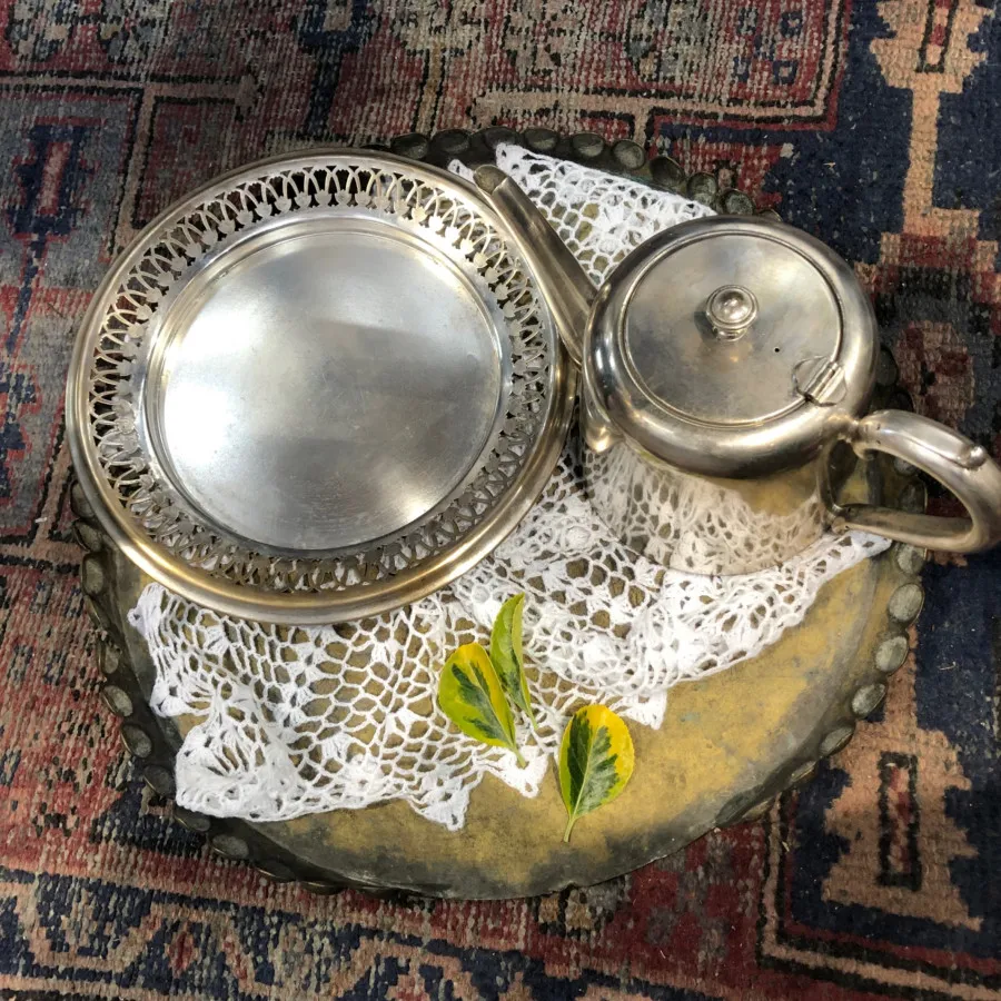 قوری و سینی انگلیسی
