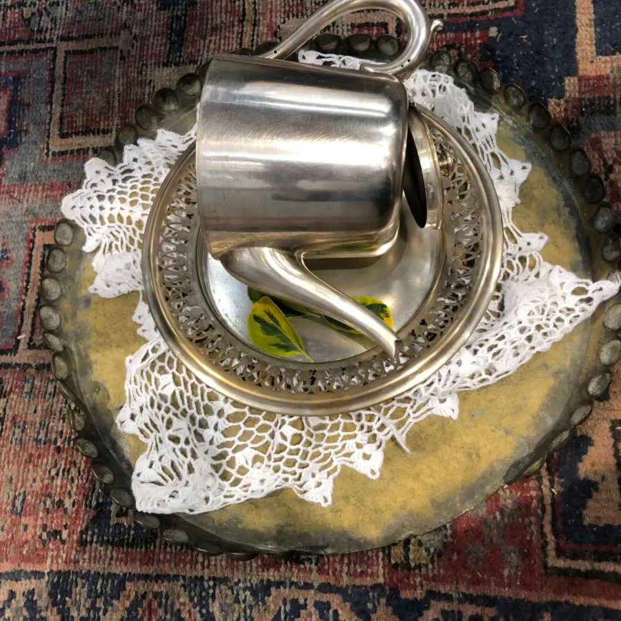 قوری و سینی انگلیسی