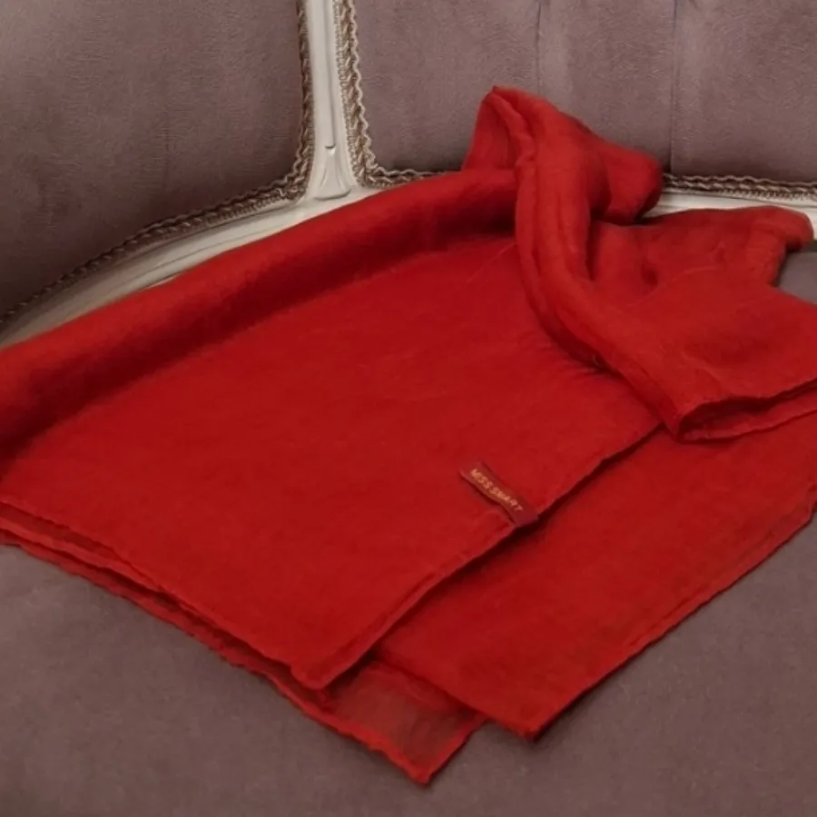 روسری زنانه