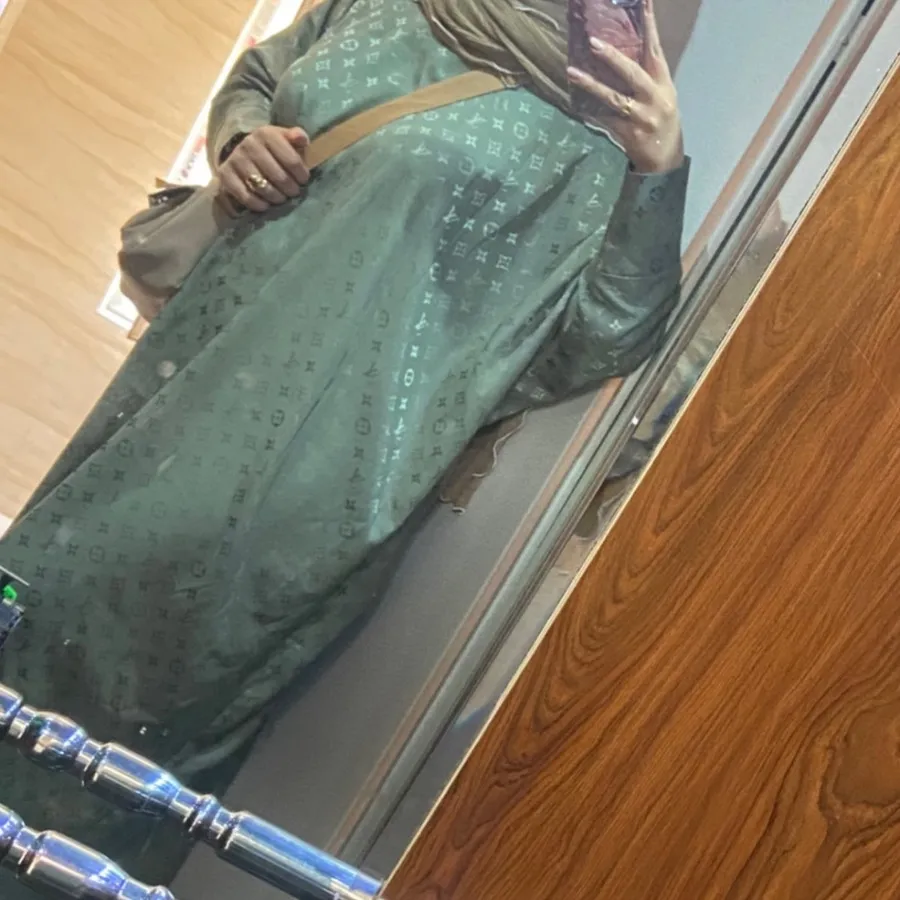 عبا سبز روزمره
