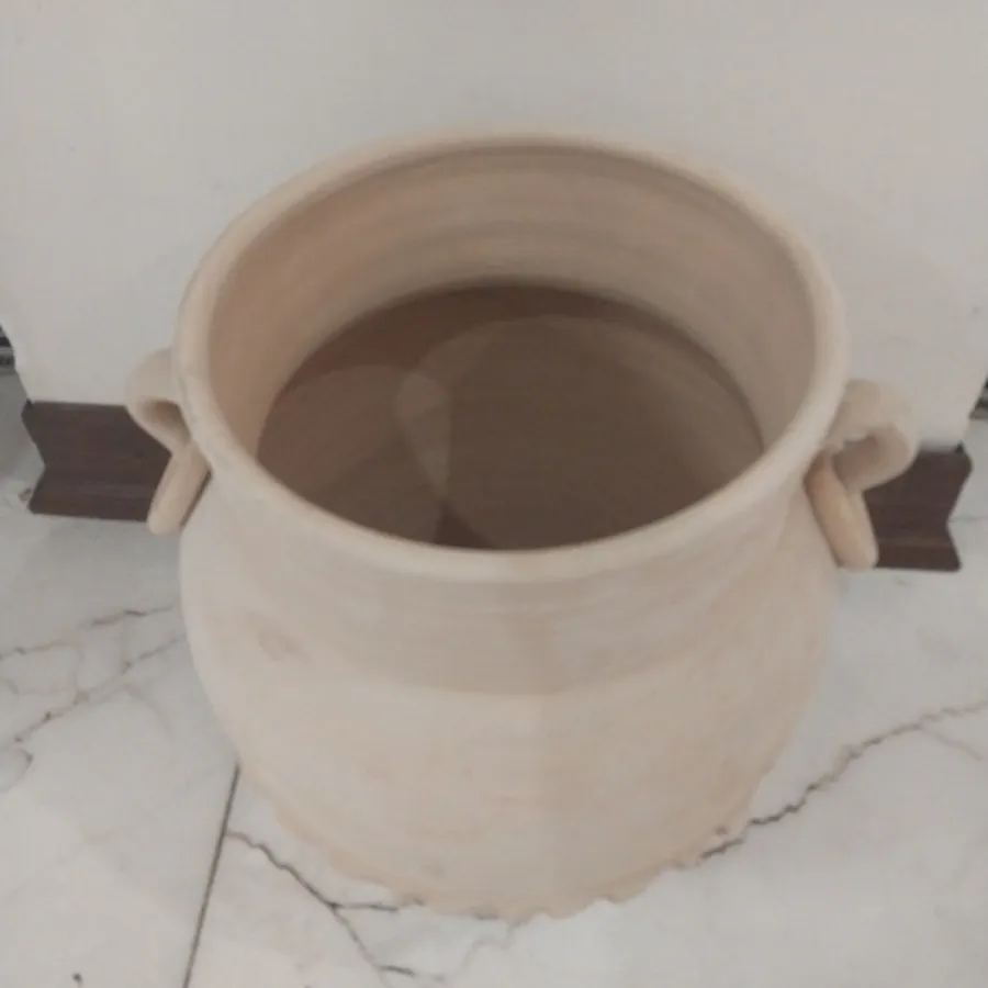 گلدان سفالی