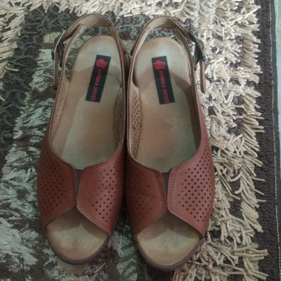 کفش چرم طبی تابستونی
