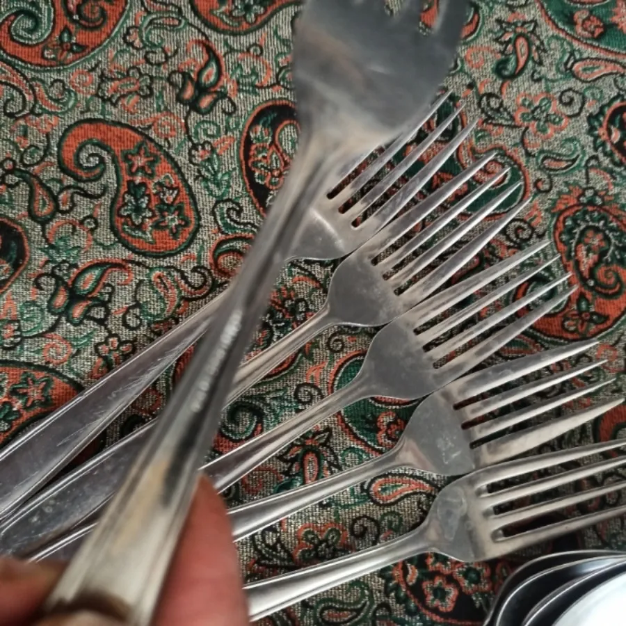 قاشق چنگال