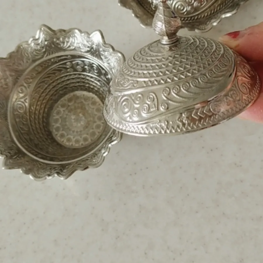 قندون