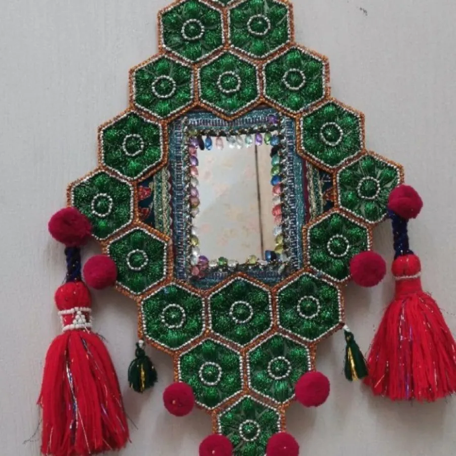 آینه دکوراتیو