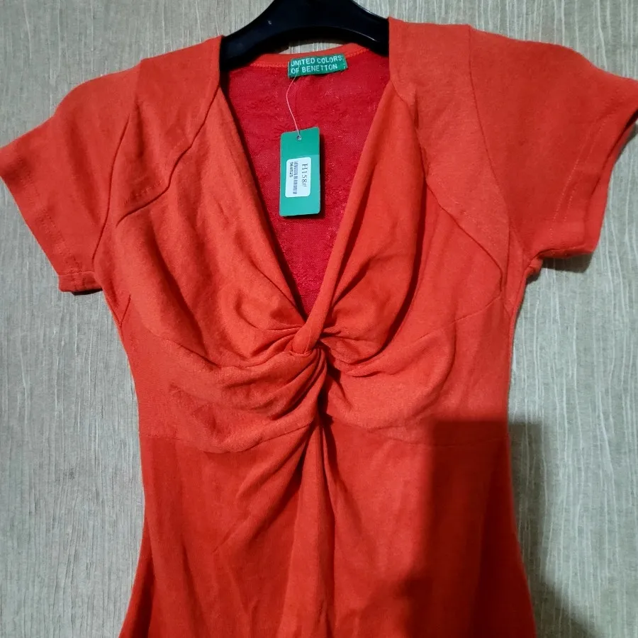 تاپ Benetton