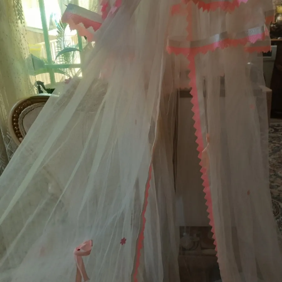 طور اویز روتختی  کودک دخت
