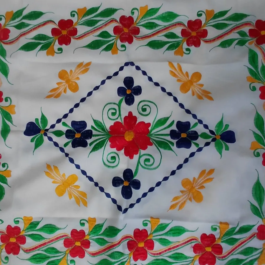 پارچه گلدوزی شده