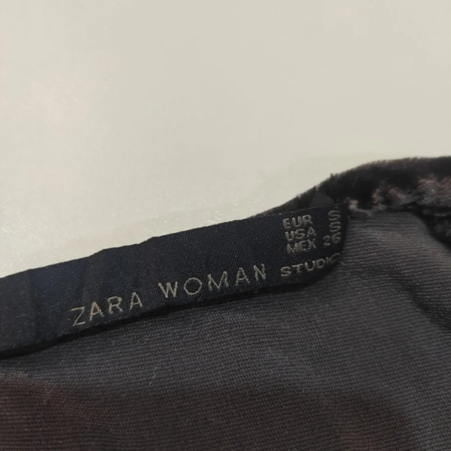 تاپ zara