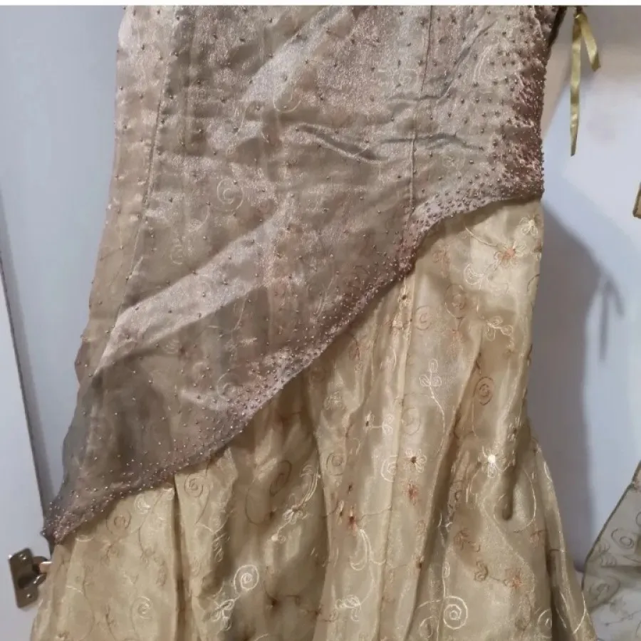 لباس مجلسی سبز ترک