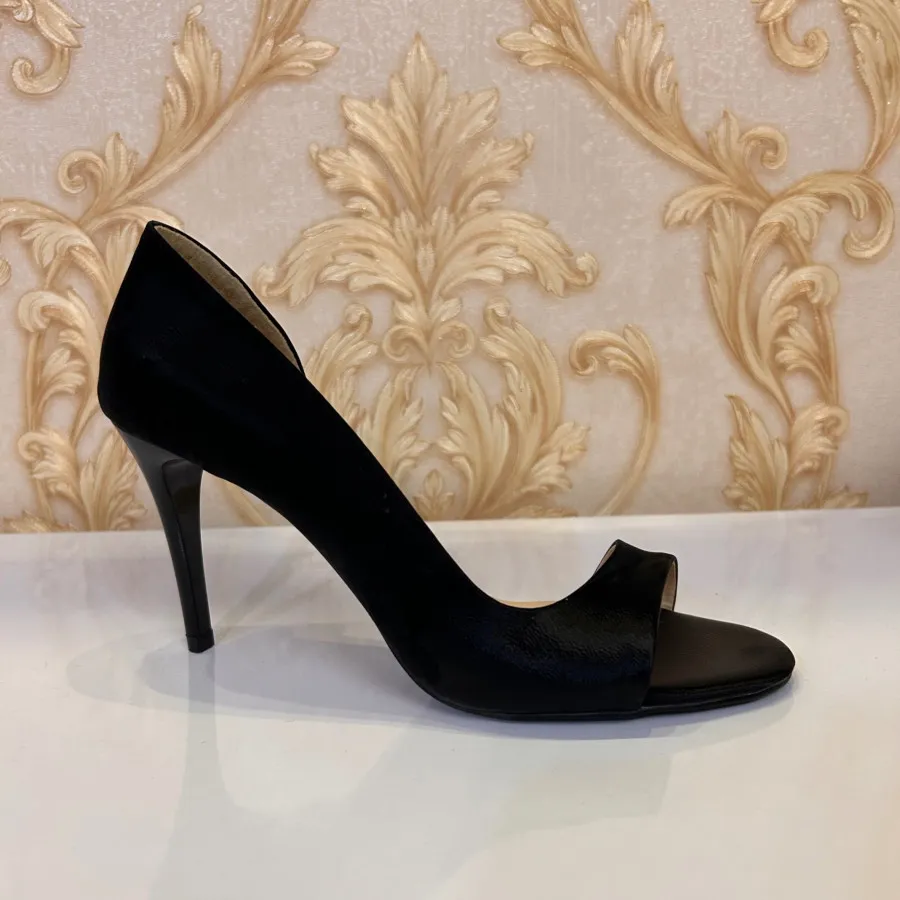 کفش valentino