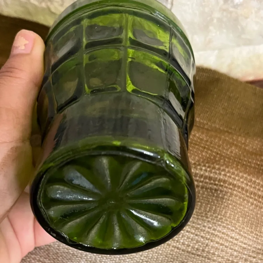 لیوان قدیمی