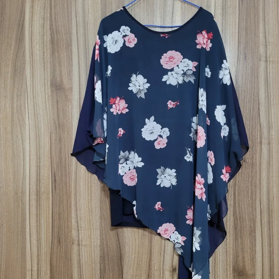 شومیز حریر سورمه‌ای