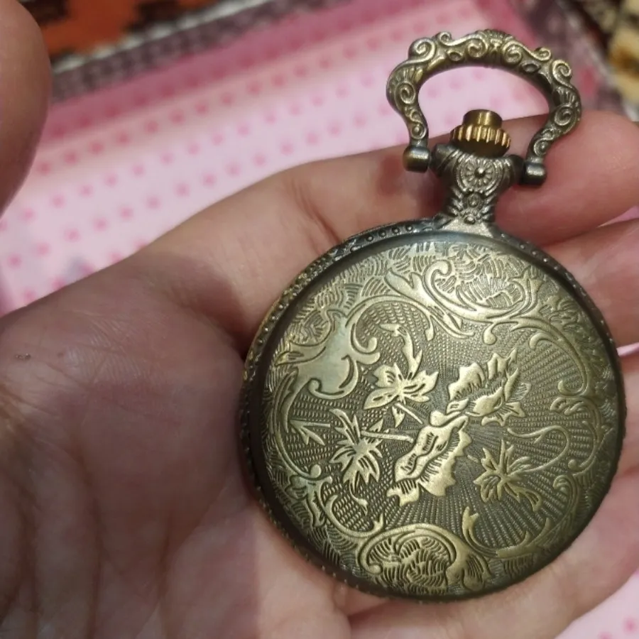 ساعت جیبی کوآرتز