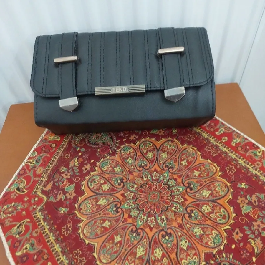 کیف دوشی