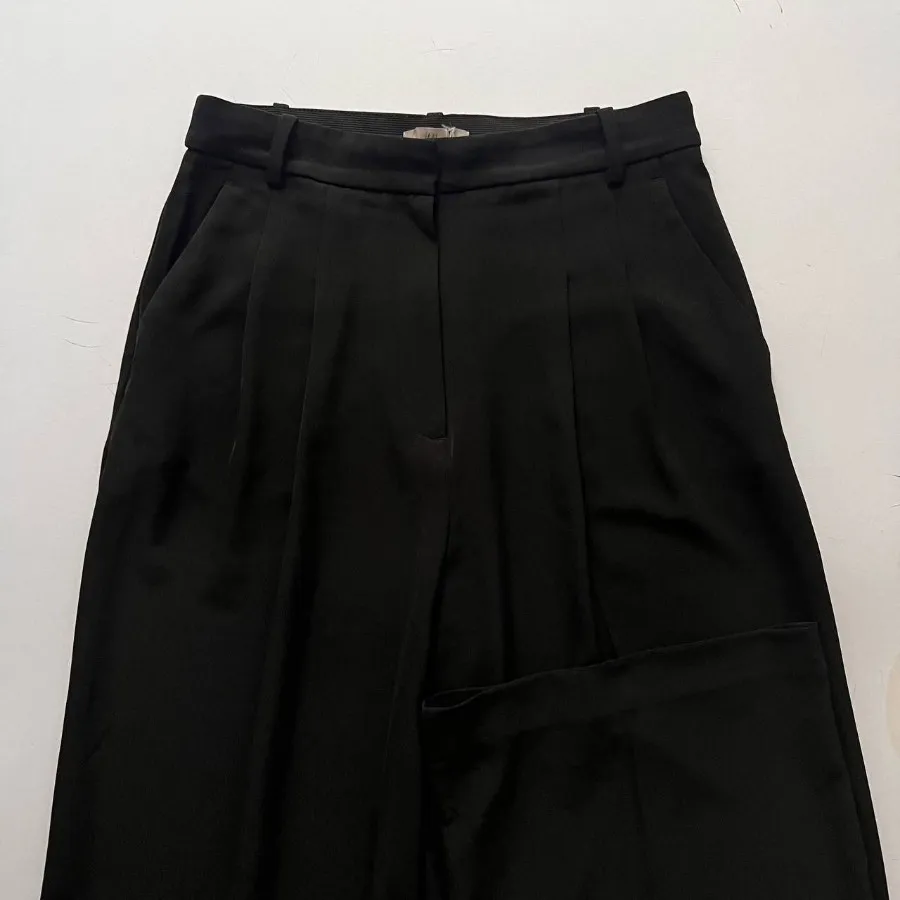 شلوار کرپ وایدلگ برند H&M