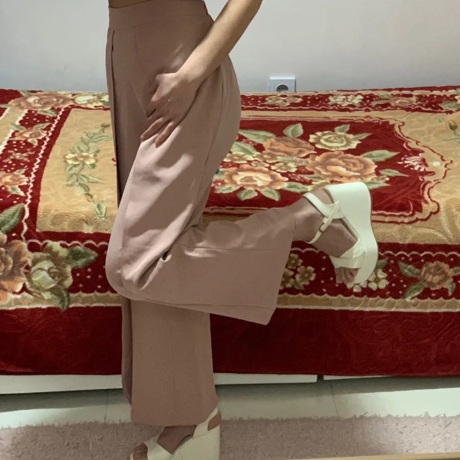 شلوار زنانه