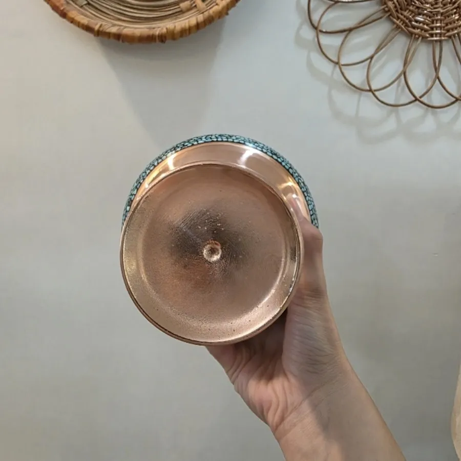 شکلات خوری فیروزه کوبی