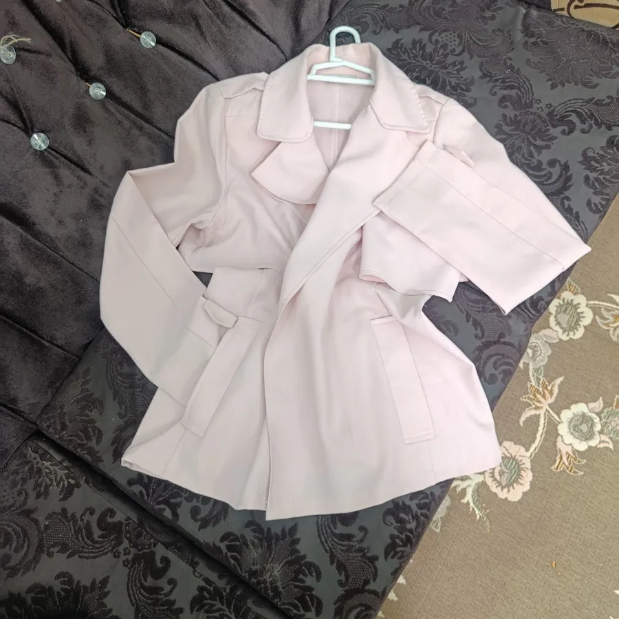 کت صورتی