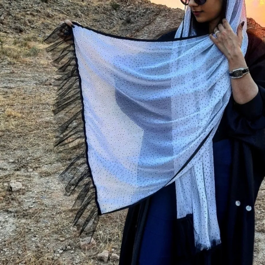 شال خال خالی
