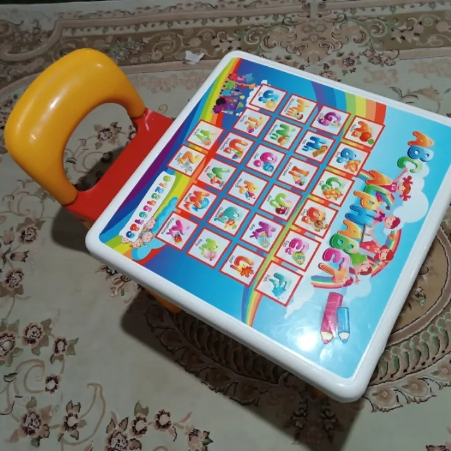 میز و صندلی کودک