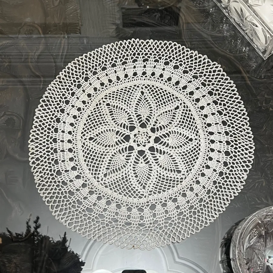 رومیزی قلاب بافی