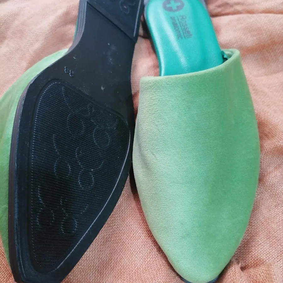 دمپایی روفرشی